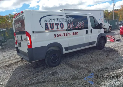 2017 Ram Promaster 1500 Low Roof 136 Wb z USA, uszkodzony, nr VIN 3C6TRVAG2HE517421